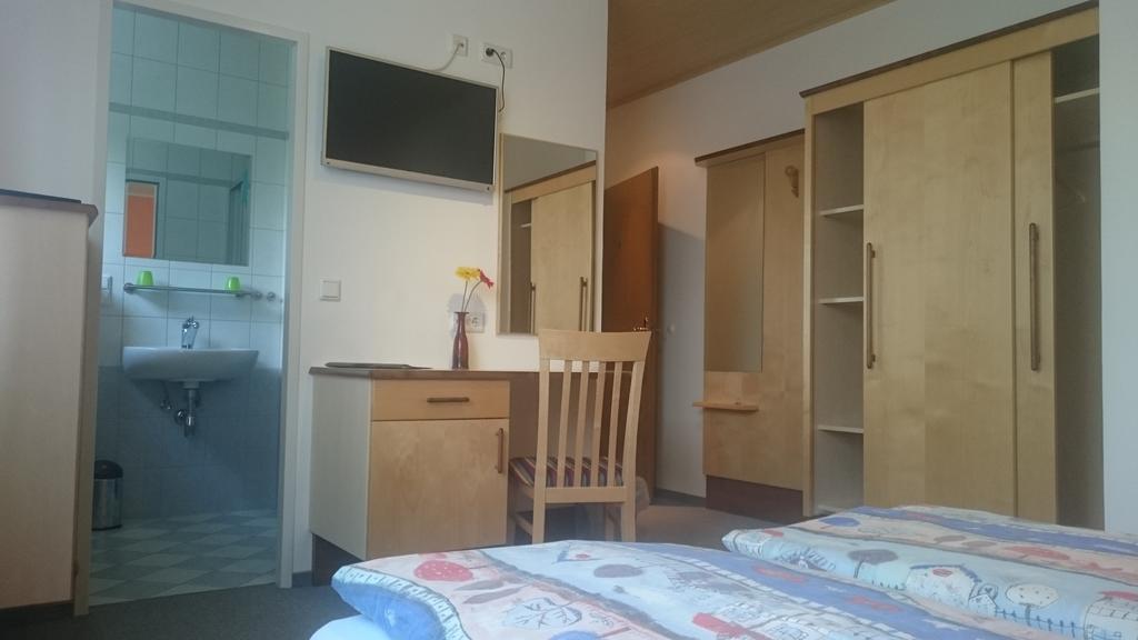 Gaestehaus Karassowitsch Rust Phòng bức ảnh