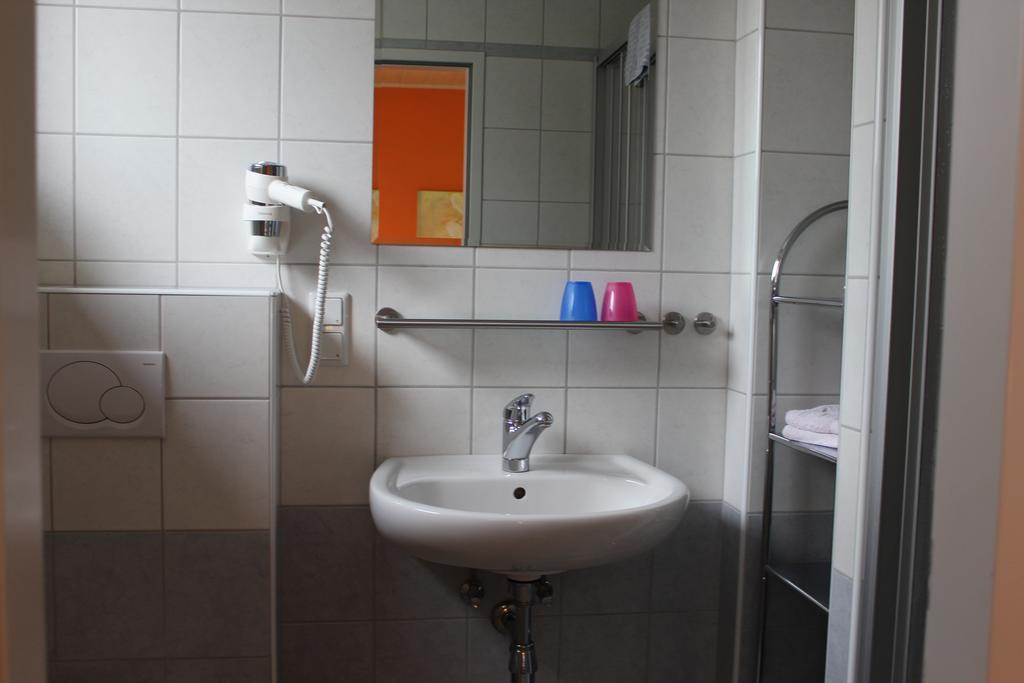 Gaestehaus Karassowitsch Rust Phòng bức ảnh